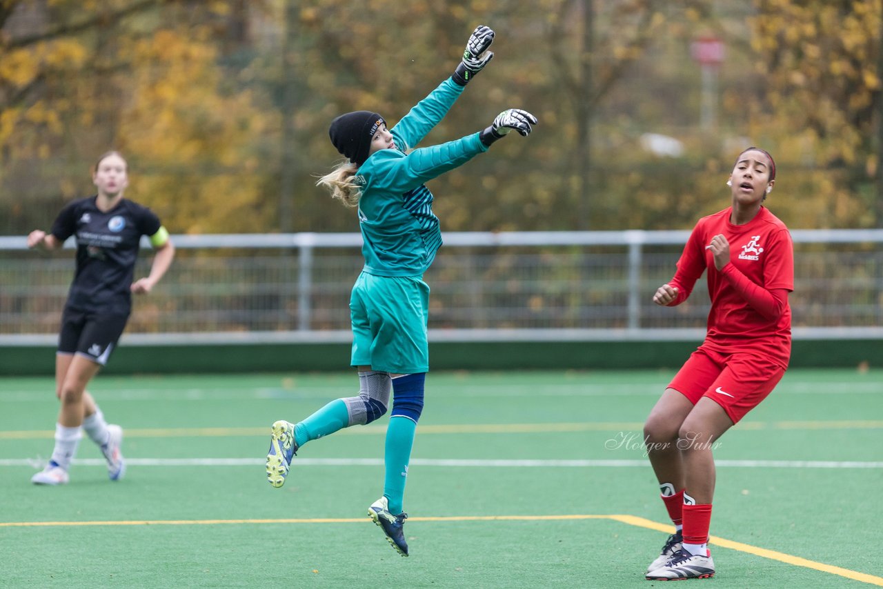 Bild 383 - wCJ VfL Pinneberg - Eimsbuettler TV : Ergebnis: 0:3